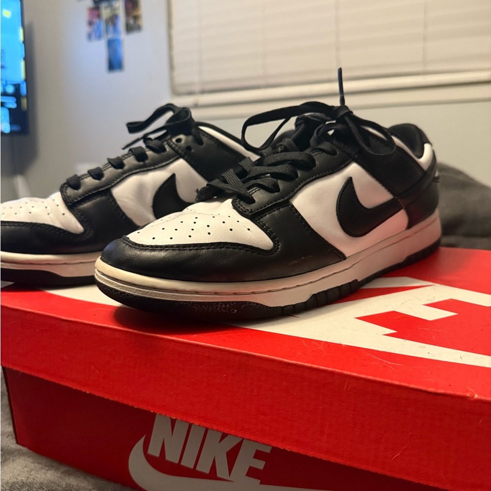 Nike Black and White Sneakers